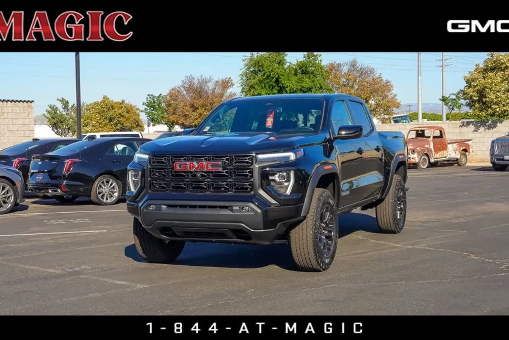 2025 Gmc Canyon Elevation photo 1