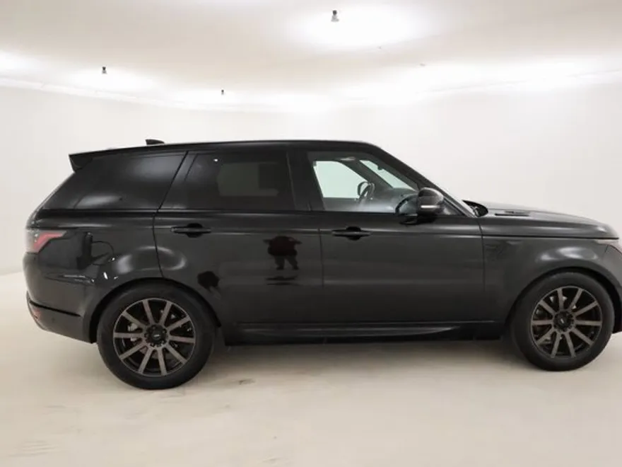 2018 Land Rover Range Rover Sport HSE photo 1