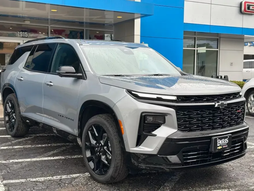 2026 Chevrolet Traverse RS photo 1