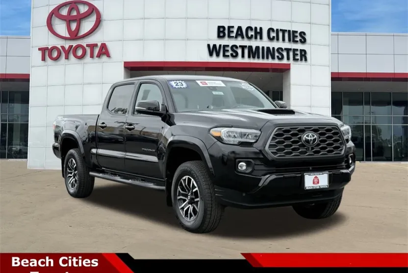 2023 Toyota Tacoma TRD Sport photo 1