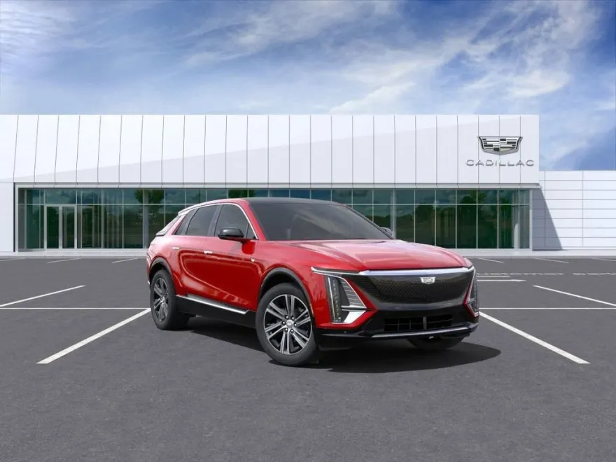 2025 Cadillac Lyriq Luxury photo 1