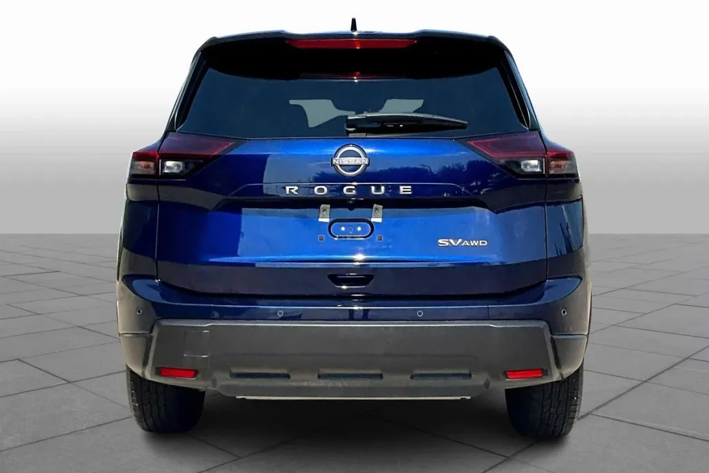 2024 Nissan Rogue SV photo 1