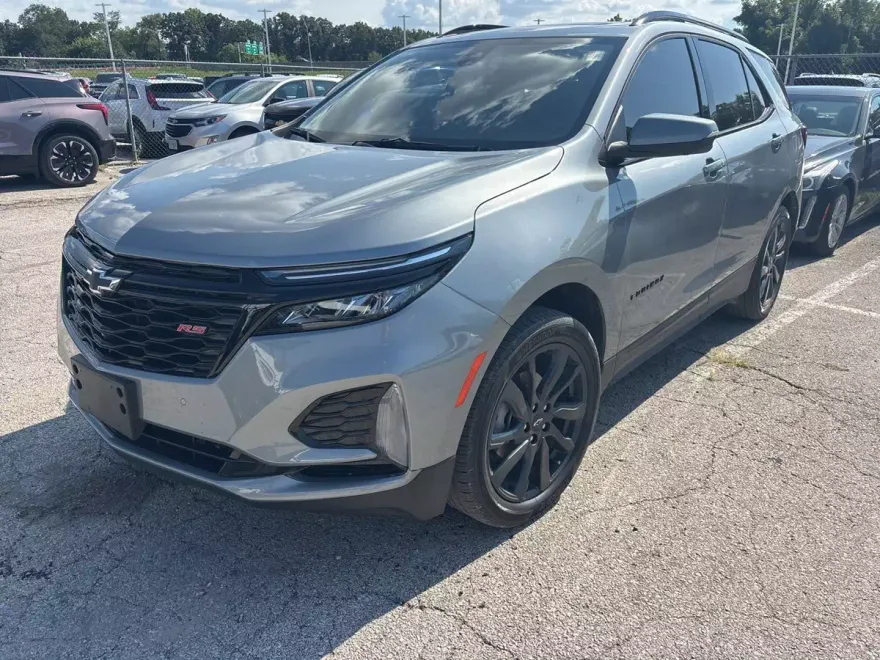 2024 Chevrolet Equinox RS photo 1