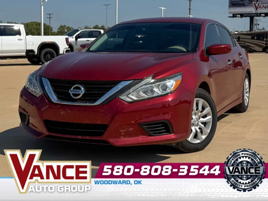 2016 Nissan Altima 2.5 S photo 1
