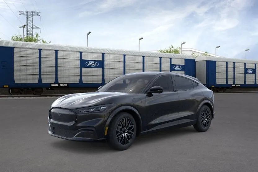 2025 Ford Mustang Mach-E Premium photo 1