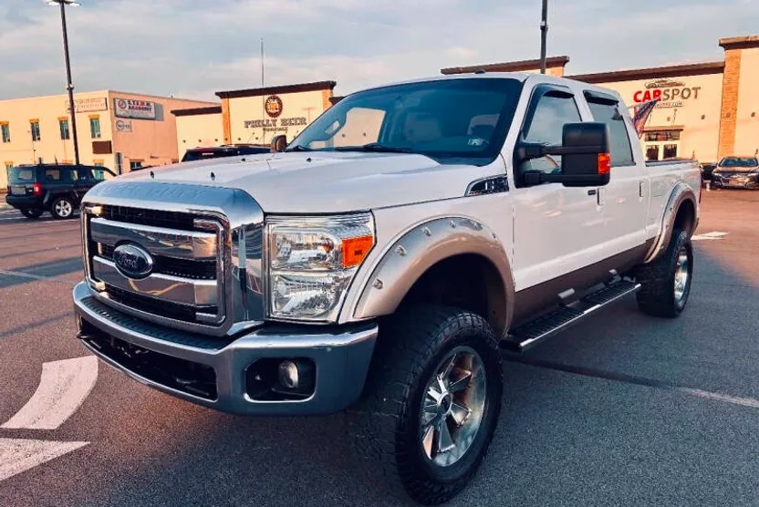 2014 Ford F-250 Lariat photo 1