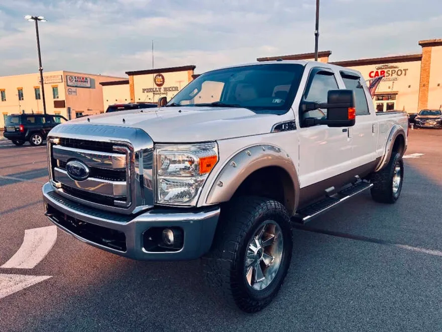 2014 Ford F-250 Lariat photo 1