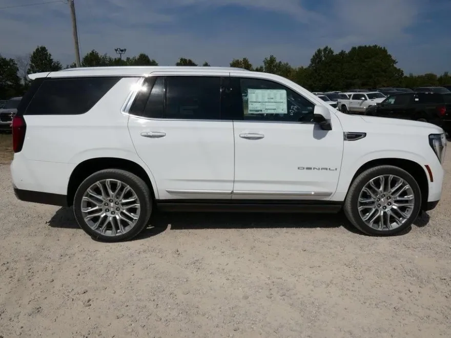 2026 Gmc Yukon Denali photo 1