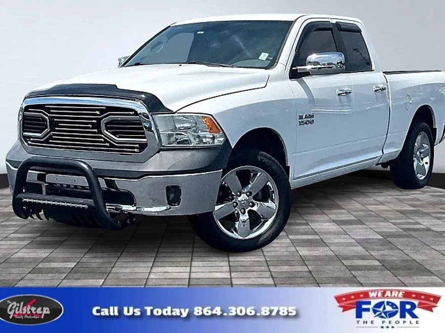 2015 Ram 1500 SLT photo 1