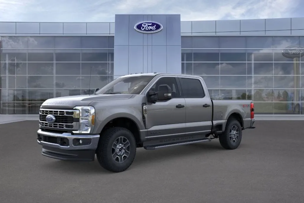 2025 Ford F-250 XLT photo 1