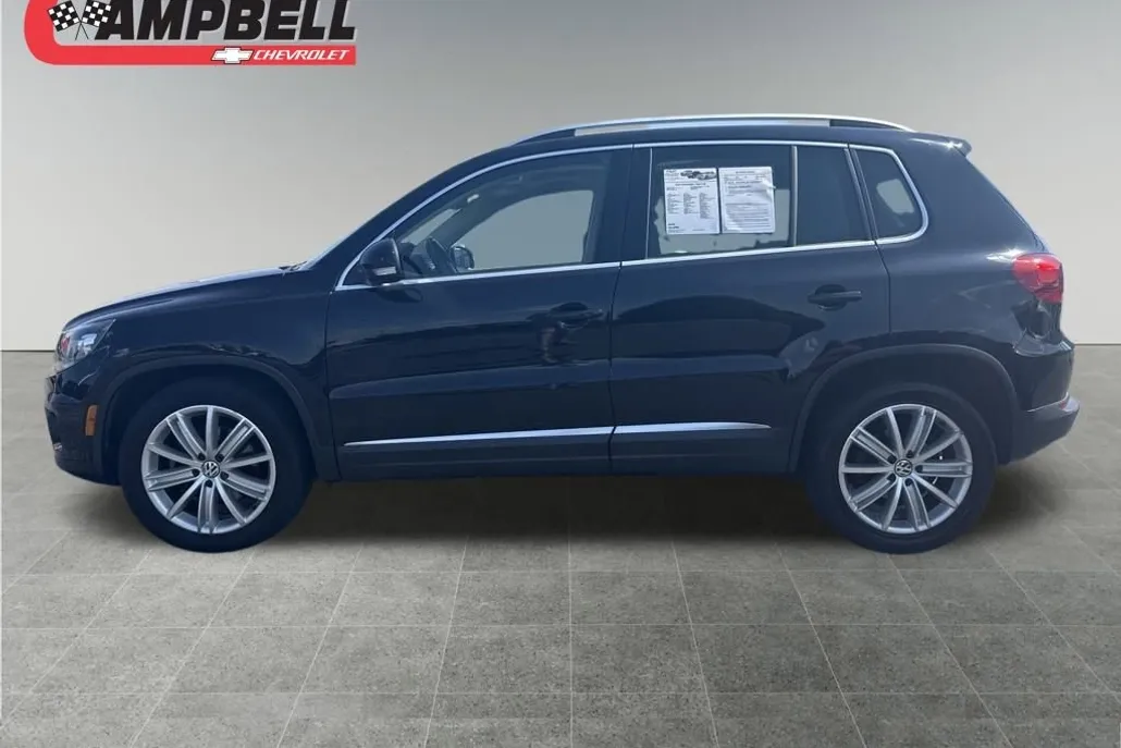 2016 Volkswagen Tiguan S photo 1