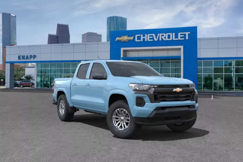 2025 Chevrolet Colorado Work Truck LT photo 1