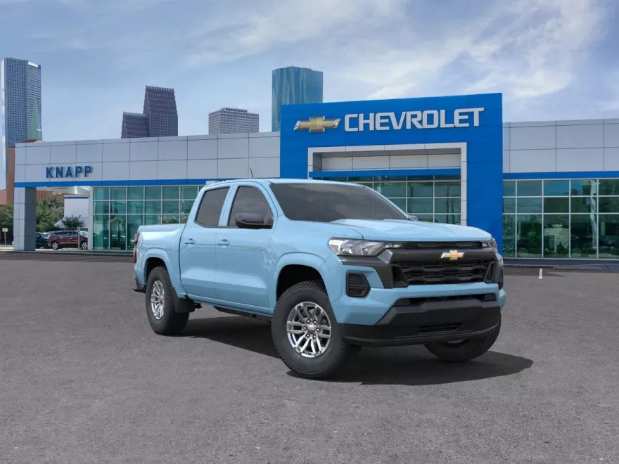 2025 Chevrolet Colorado Work Truck LT photo 1