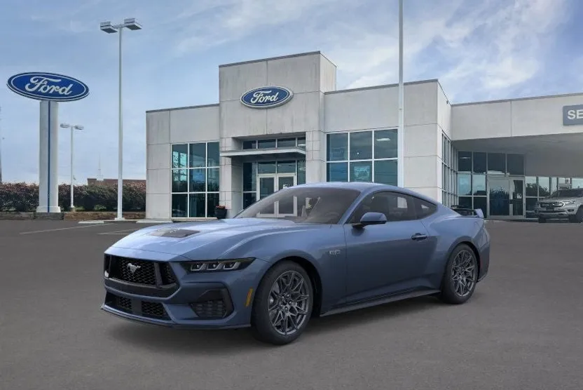 2025 Ford Mustang GT photo 1
