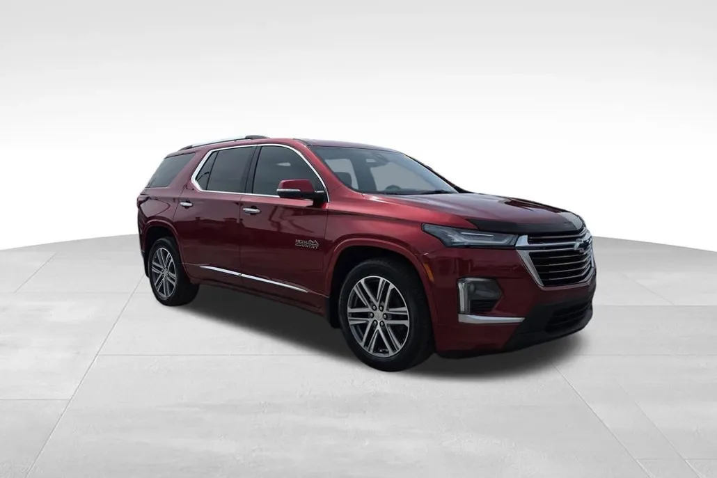 2023 Chevrolet Traverse High Country photo 1