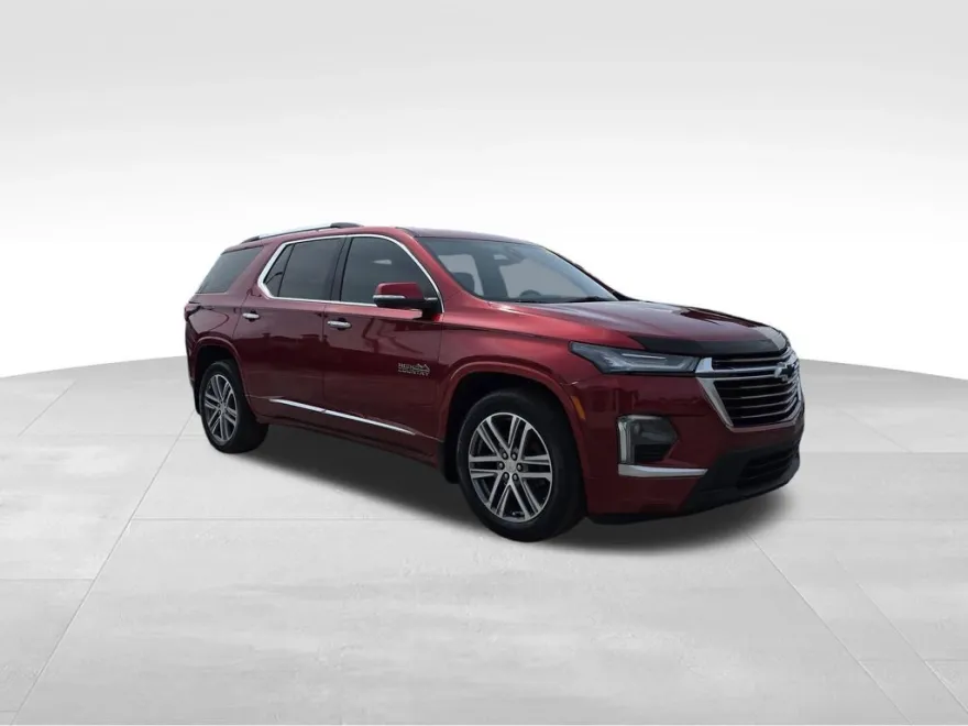 2023 Chevrolet Traverse High Country photo 1