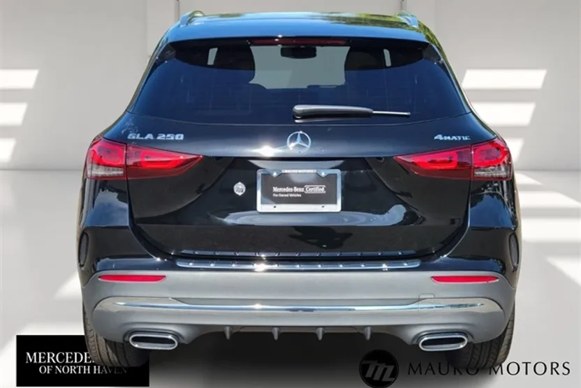 2023 Mercedes Benz GLA 250 4MATIC photo 1