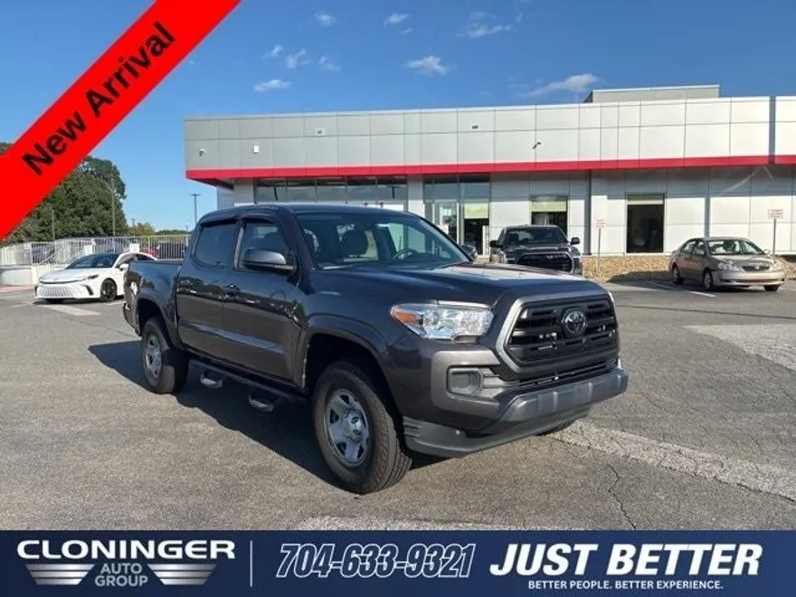 2019 Toyota Tacoma SR photo 1