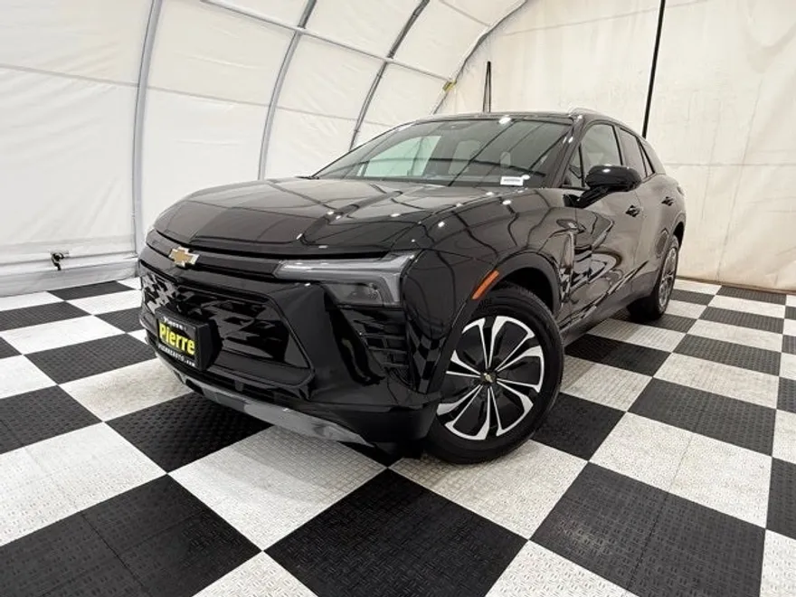 2024 Chevrolet Blazer EV photo 1