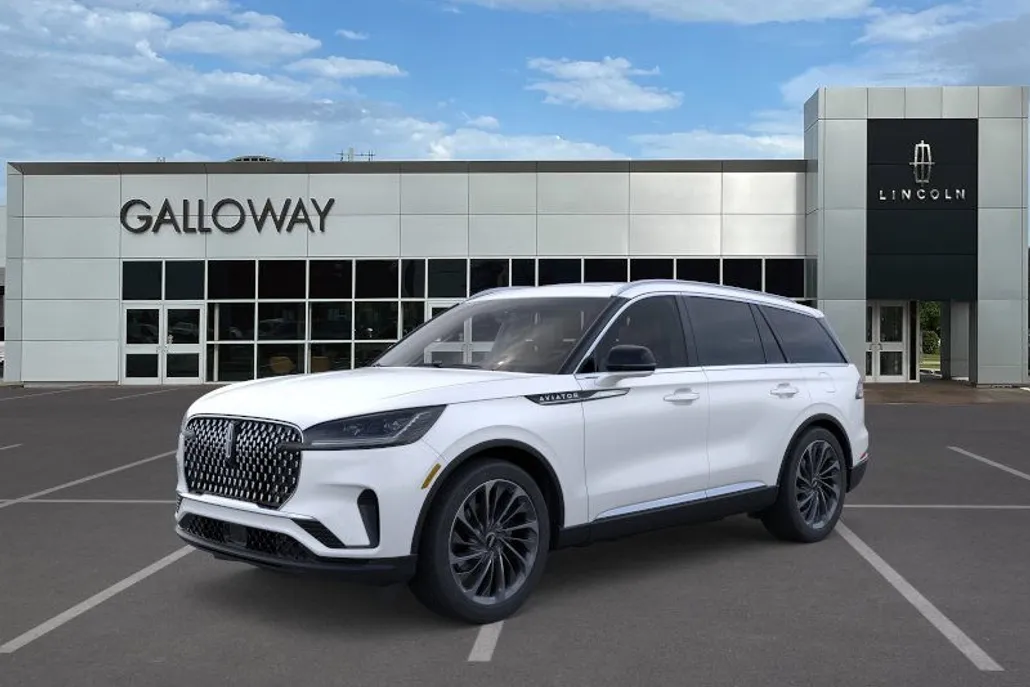 2025 Lincoln Aviator Reserve photo 1