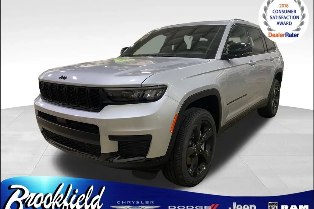 2025 Jeep Grand Cherokee Altitude photo 1