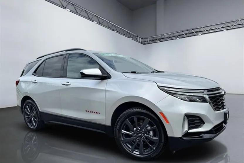 2022 Chevrolet Equinox RS photo 1
