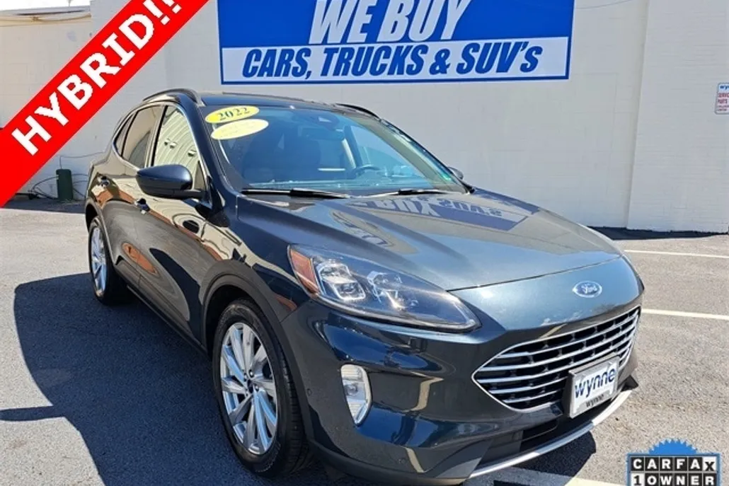 2022 Ford Escape Titanium Hybrid photo 1