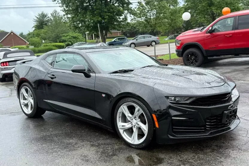 2019 Chevrolet Camaro SS photo 1