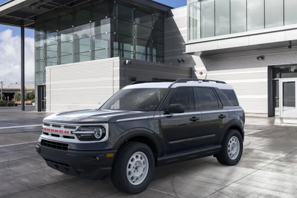 2024 Ford Bronco Sport Heritage photo 1