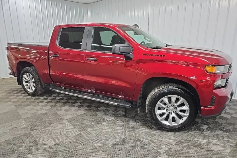 2020 Chevrolet Silverado 1500 Custom photo 1