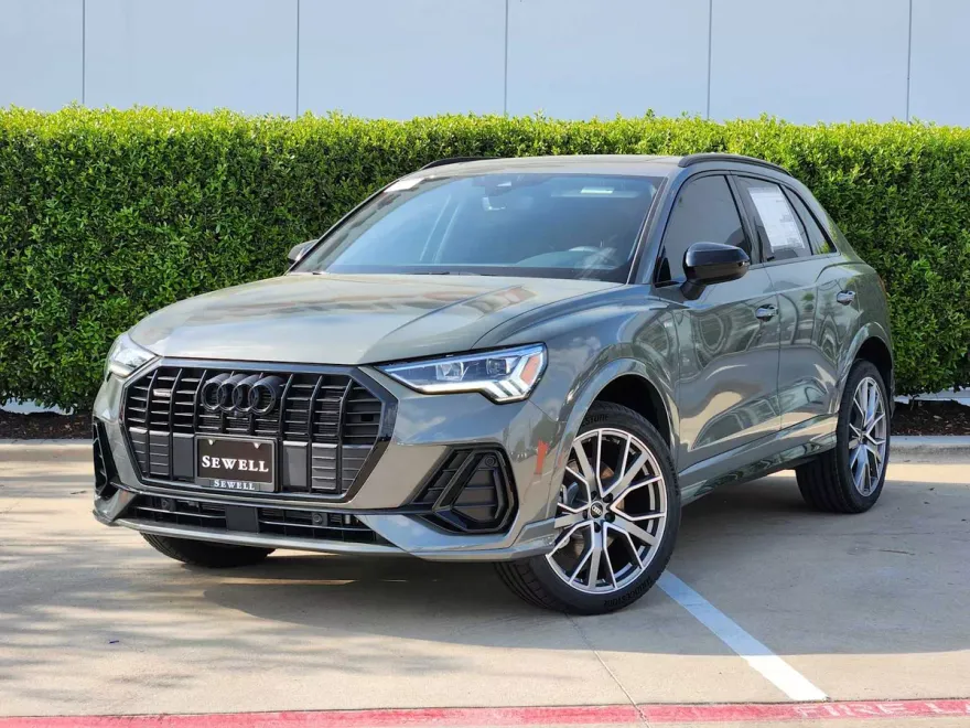 2025 Audi Q3 S line Premium Plus photo 1