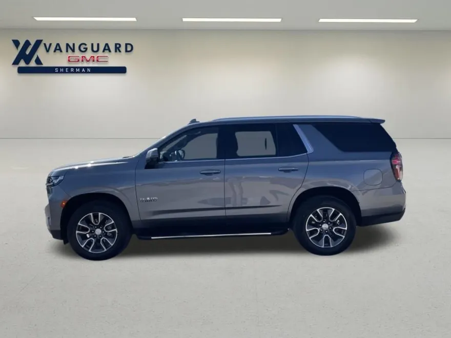 2021 Chevrolet Tahoe LT photo 1