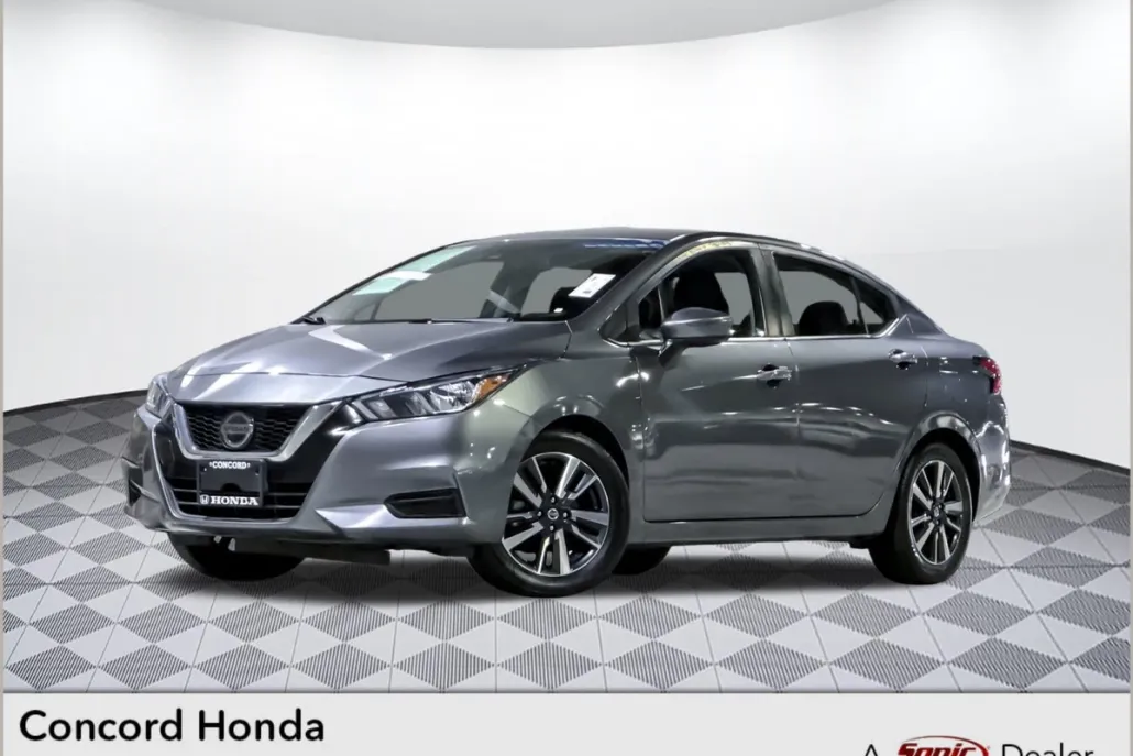 2021 Nissan Versa 1.6 SV photo 1