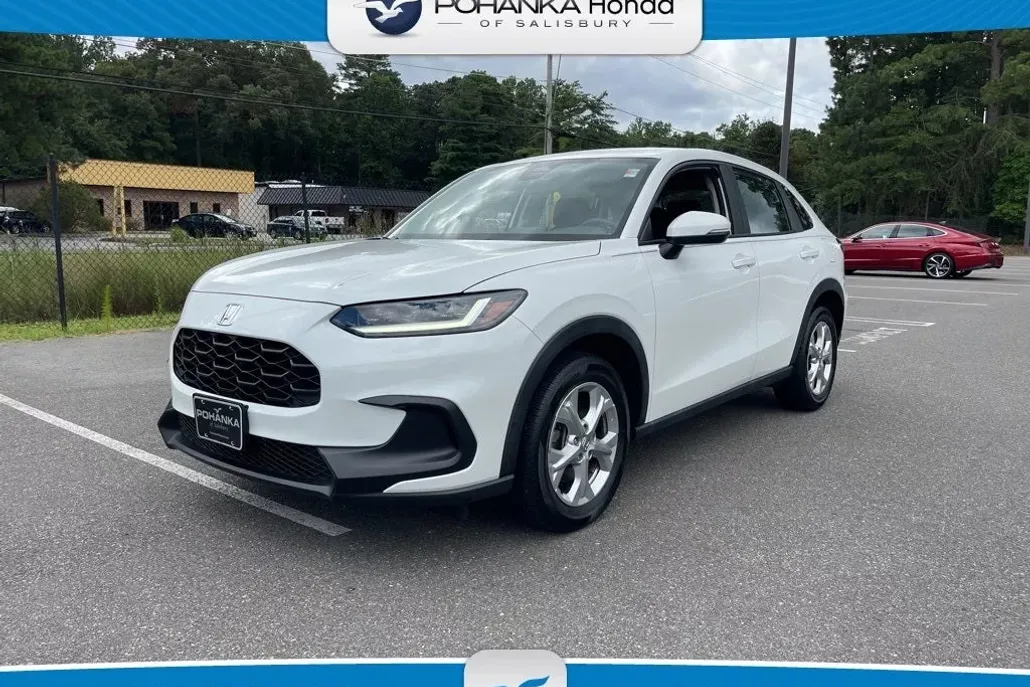 2023 Honda HR-V LX photo 1