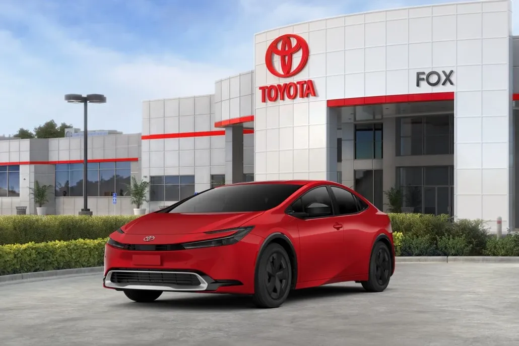 2026 Toyota Prius Plug-in Hybrid SE photo 1