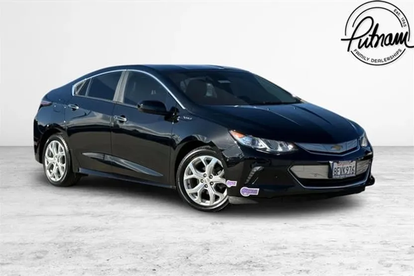 2018 Chevrolet Volt Premier photo 1