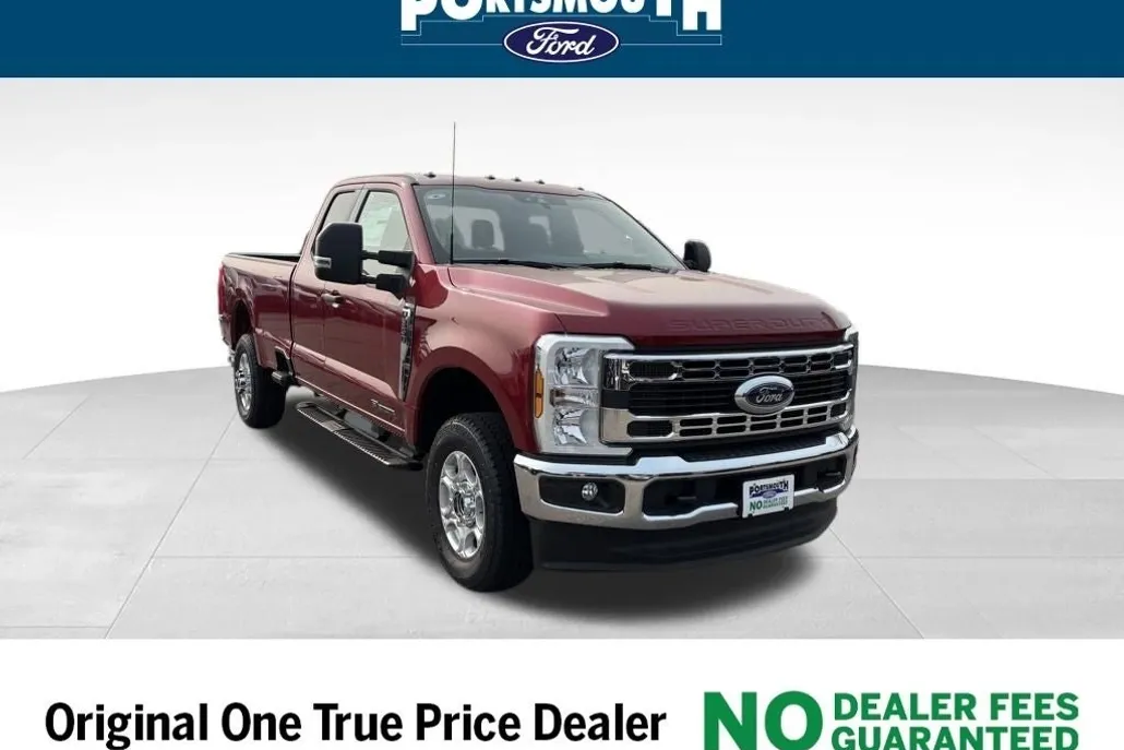 2025 Ford F-350 photo 1