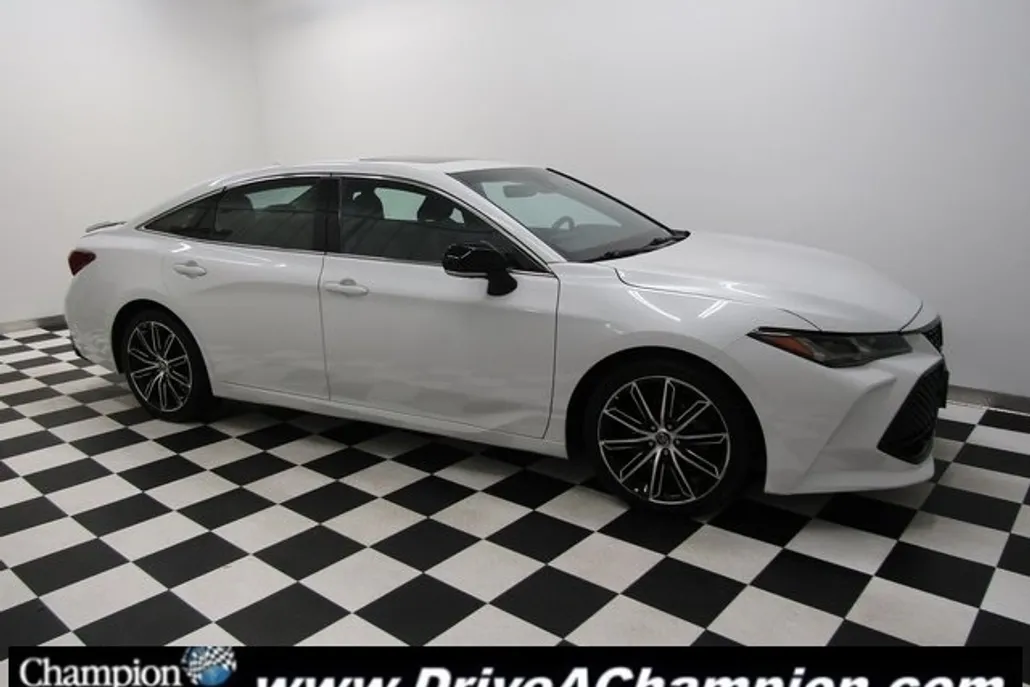 2019 Toyota Avalon XLE XSE Touring Limited photo 1