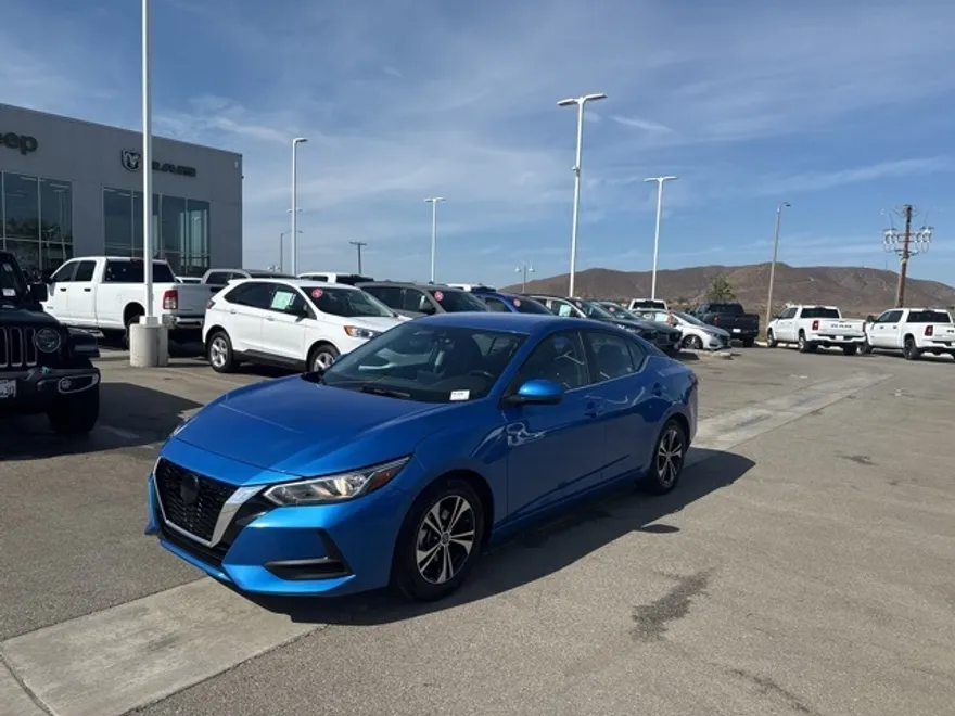 2022 Nissan Sentra SV photo 1