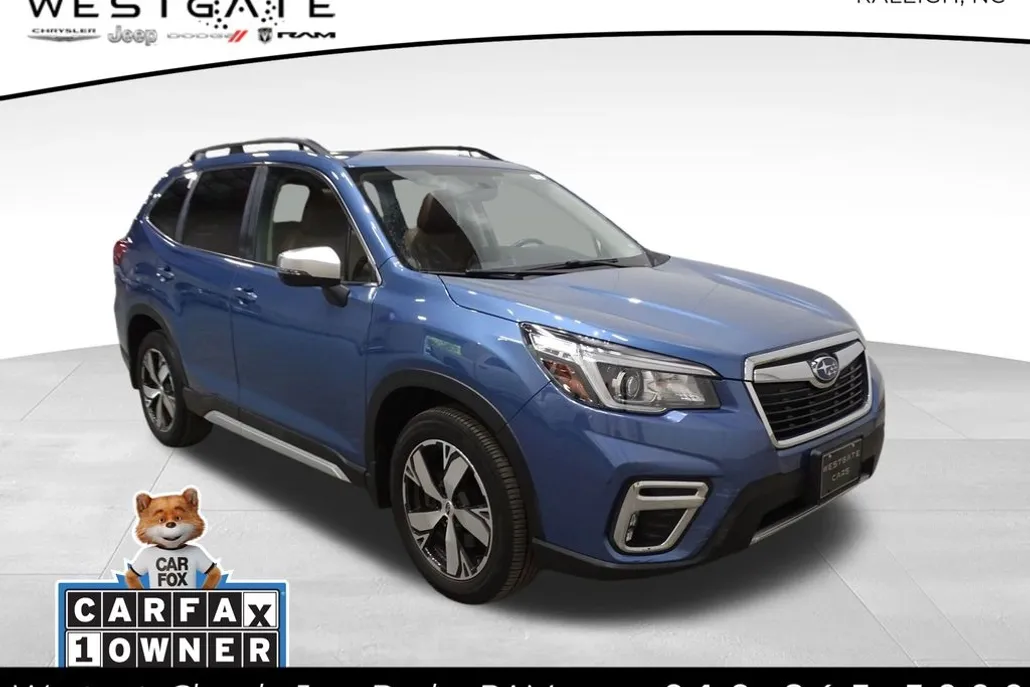 2020 Subaru Forester Touring photo 1