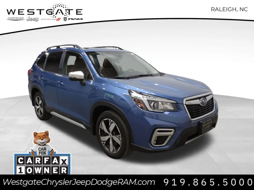 2020 Subaru Forester Touring photo 1