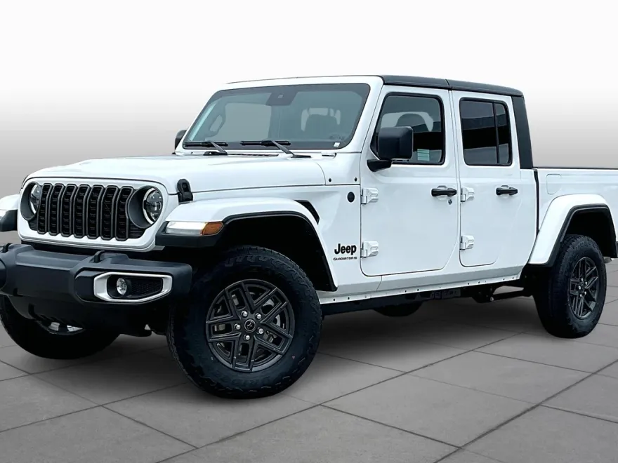 2025 Jeep Gladiator Sport S photo 1