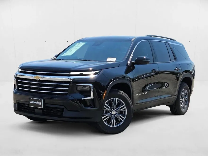 2026 Chevrolet Traverse photo 1