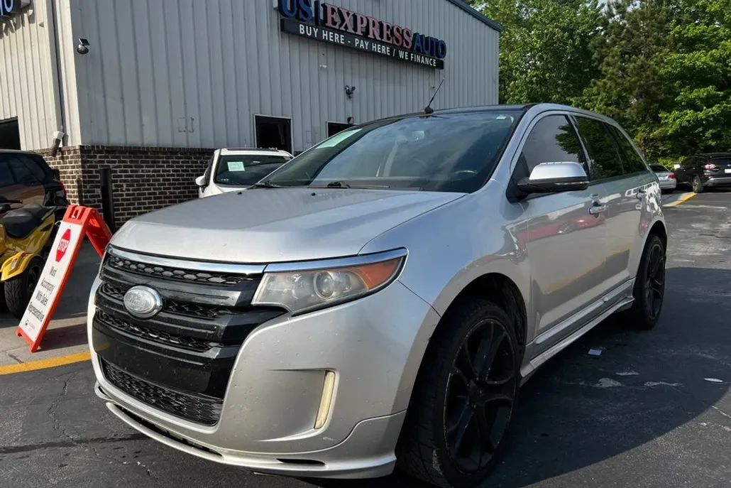 2013 Ford Edge Sport photo 1