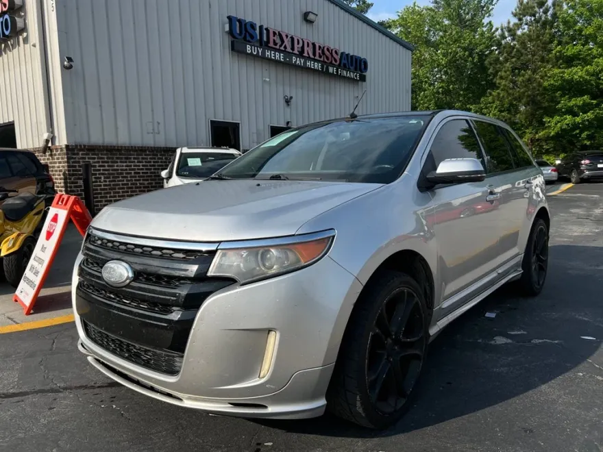 2013 Ford Edge Sport photo 1