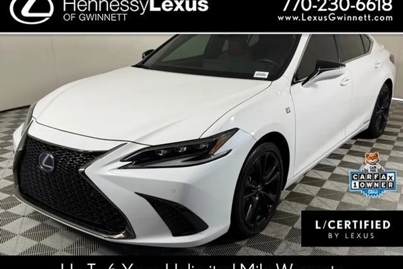 2022 Lexus ES 300h F SPORT photo 1