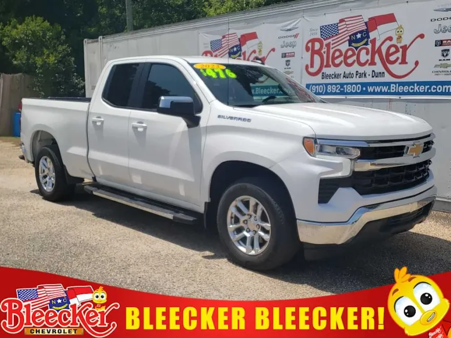 2023 Chevrolet Silverado 1500 LT photo 1