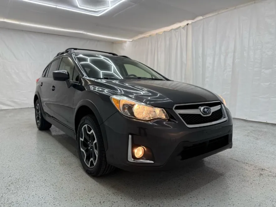 2016 Subaru Crosstrek 2.0i Premium photo 1