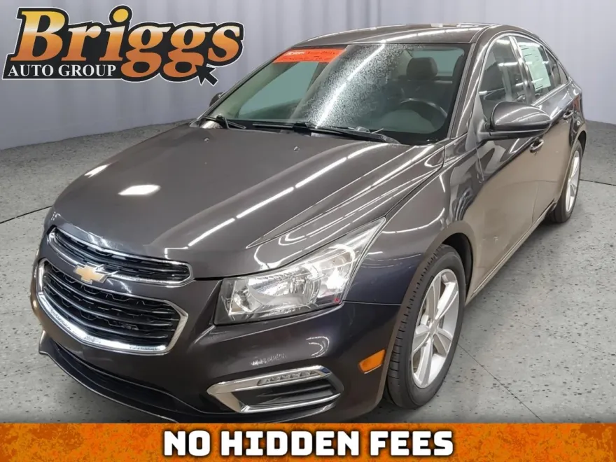 2015 Chevrolet Cruze LT photo 1