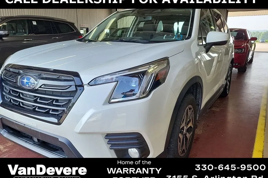2023 Subaru Forester Premium photo 1